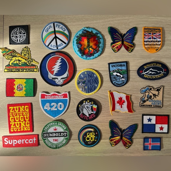 Accessories - Lot of Patches (22 pieces) Funky Iron-on